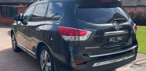 Nissan PATHFINDER 2015