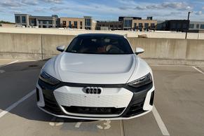 Audi e-tron GT 2024 in Union