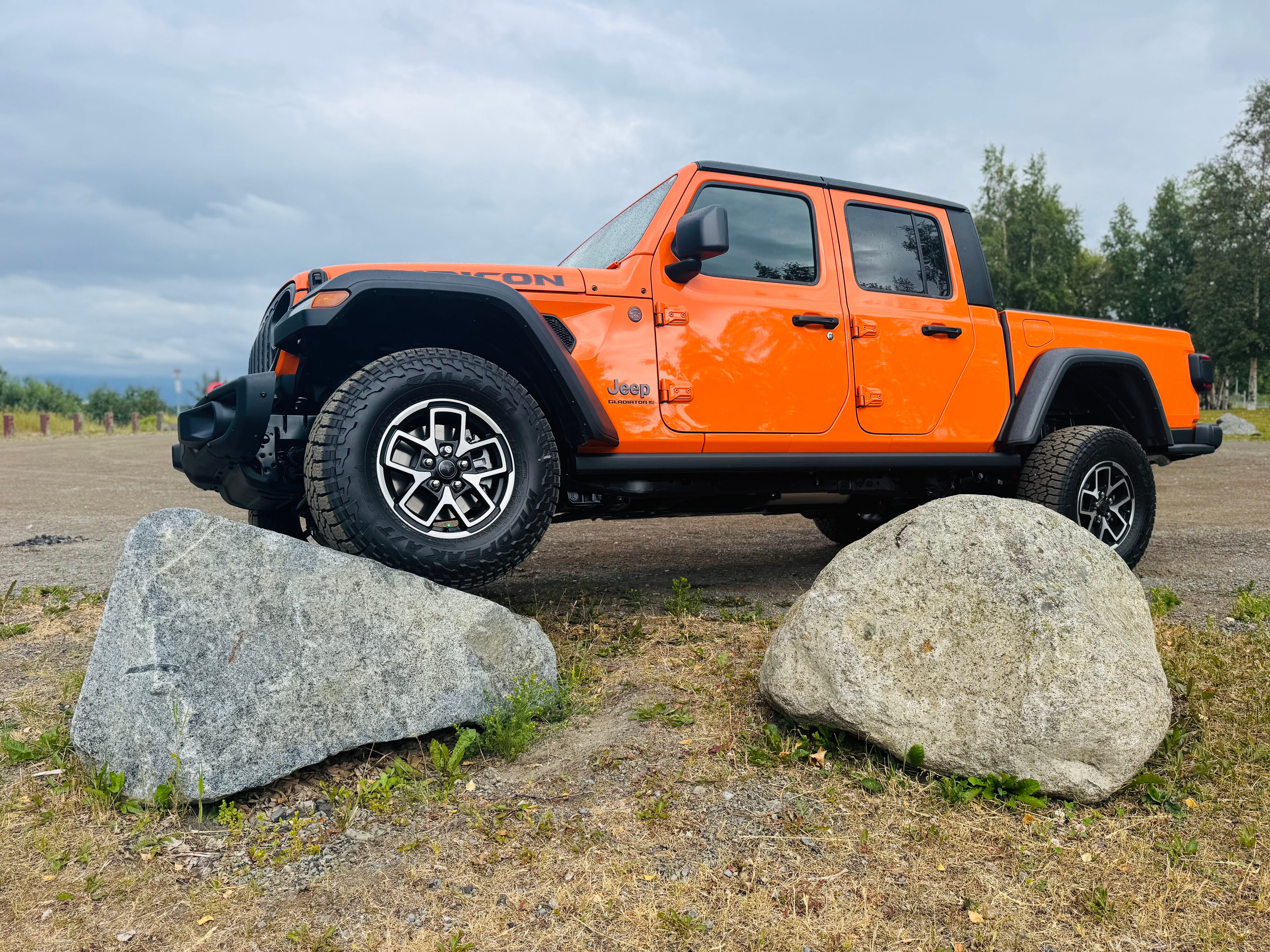 Jeep Gladiator 2025 in Anchorage, AK