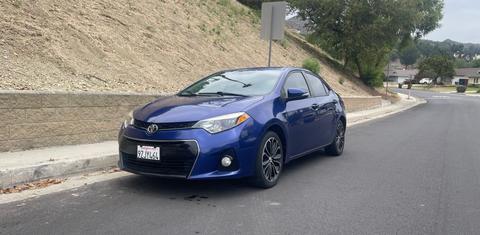 Toyota Corolla 2015
