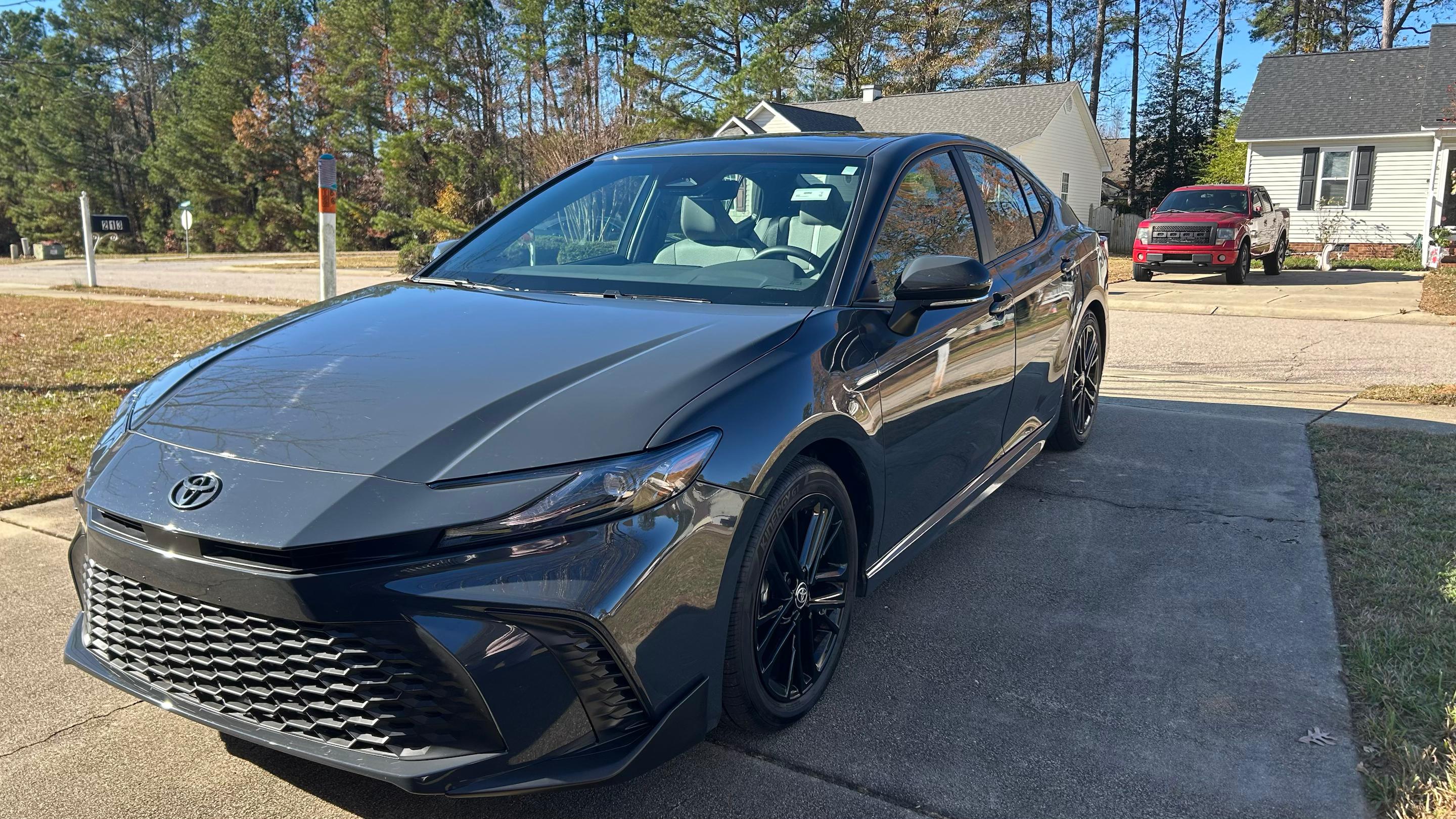 Toyota Camry Hybrid 2025 in Garner, NC