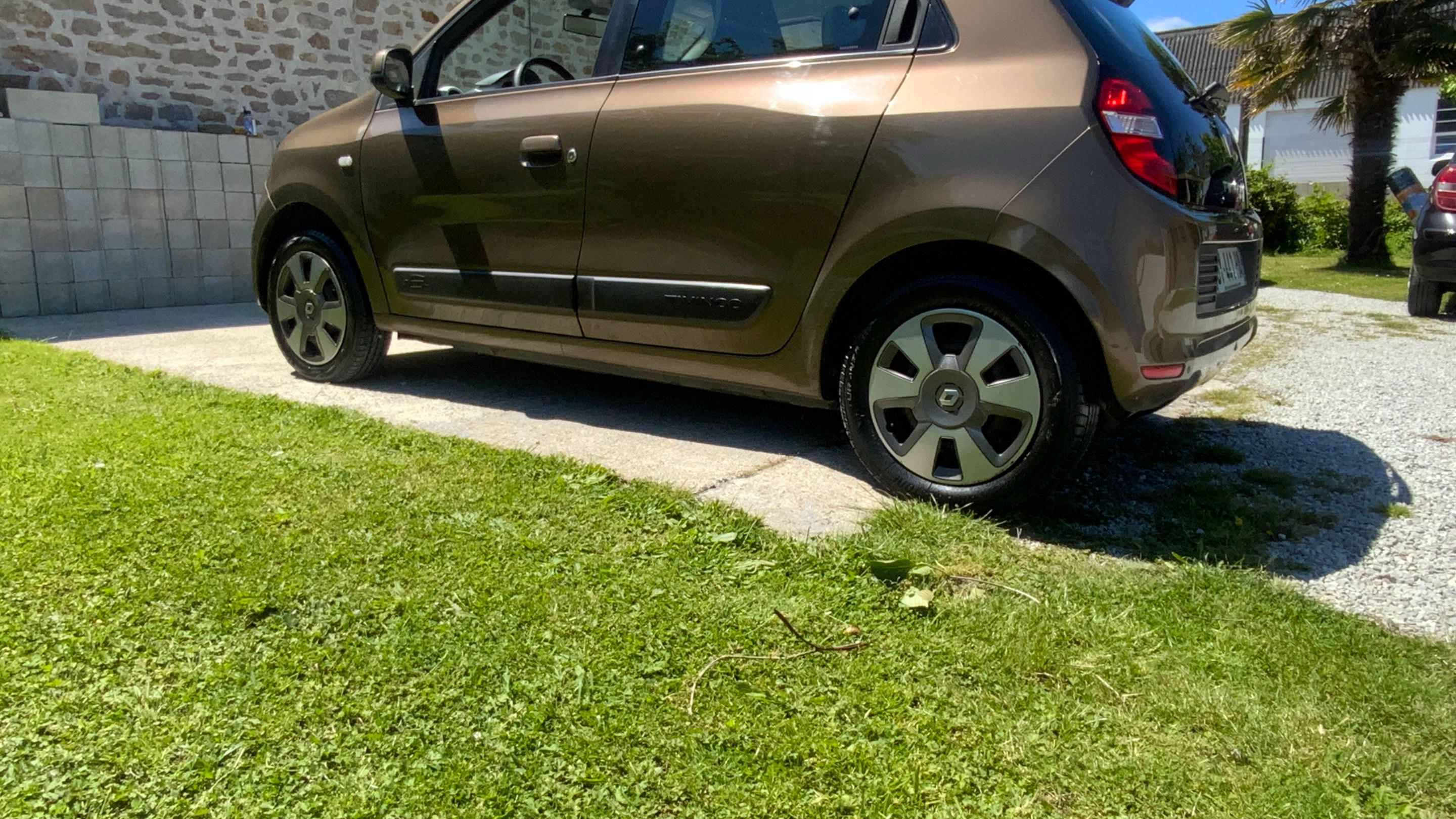 Renault TWINGO III 2015 à Pont-l'abbé