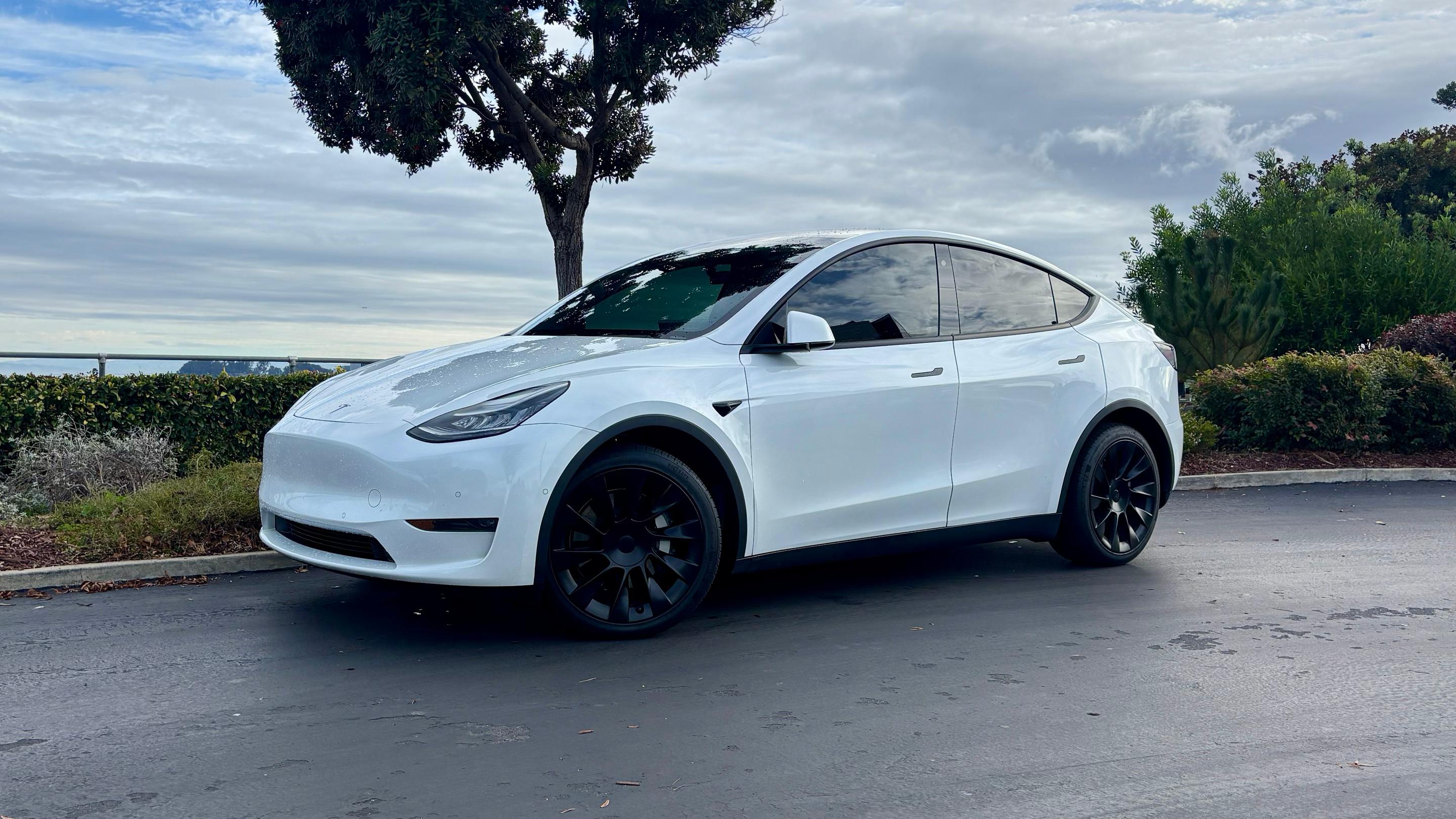 Tesla Model Y 2020 in Millbrae, CA