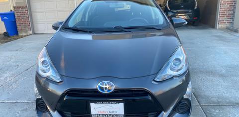 Toyota Prius c 2015