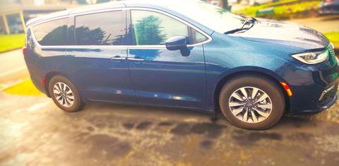 Chrysler Pacifica 2023