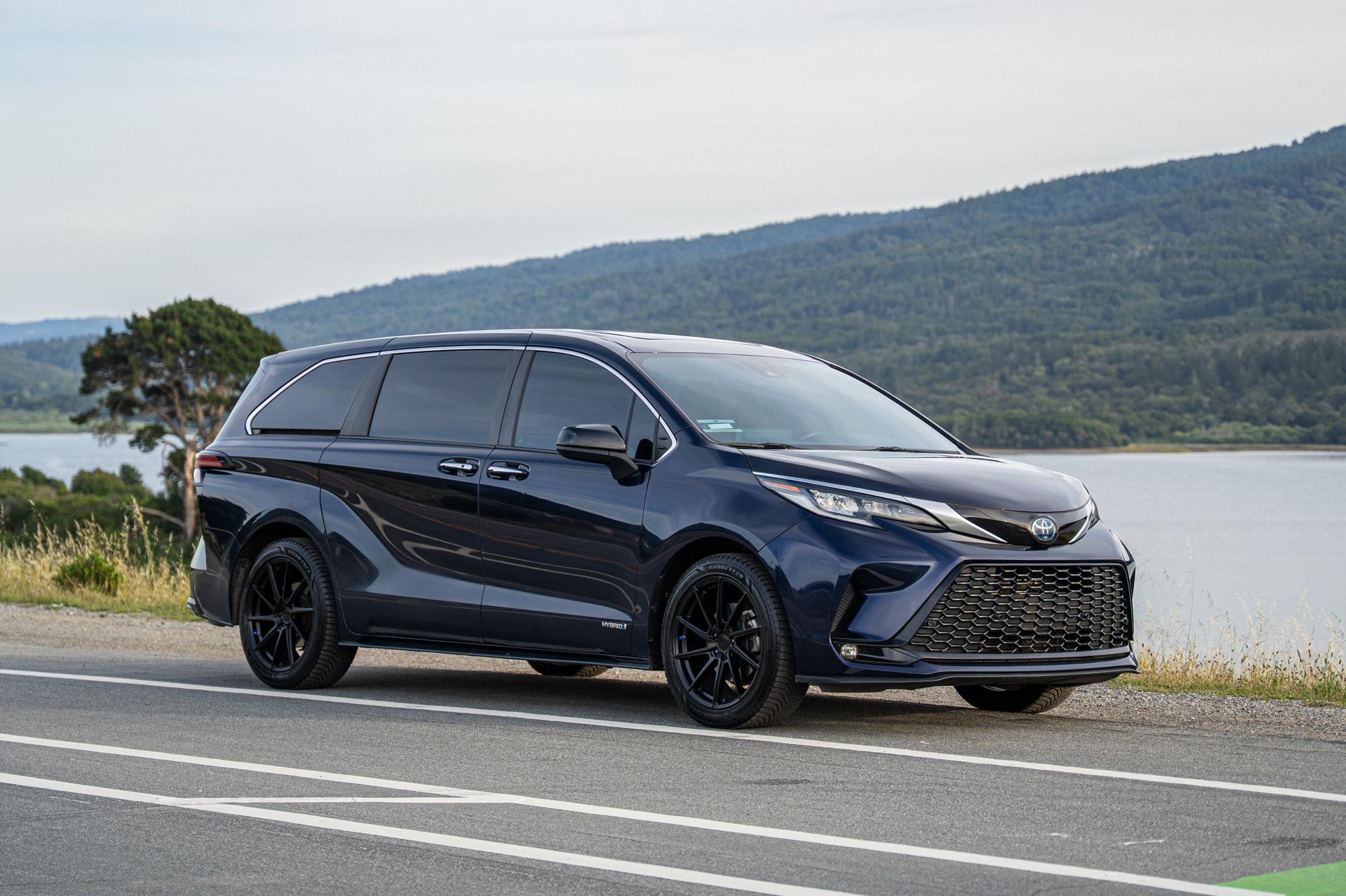 Toyota Sienna 2021 in San Bruno, CA