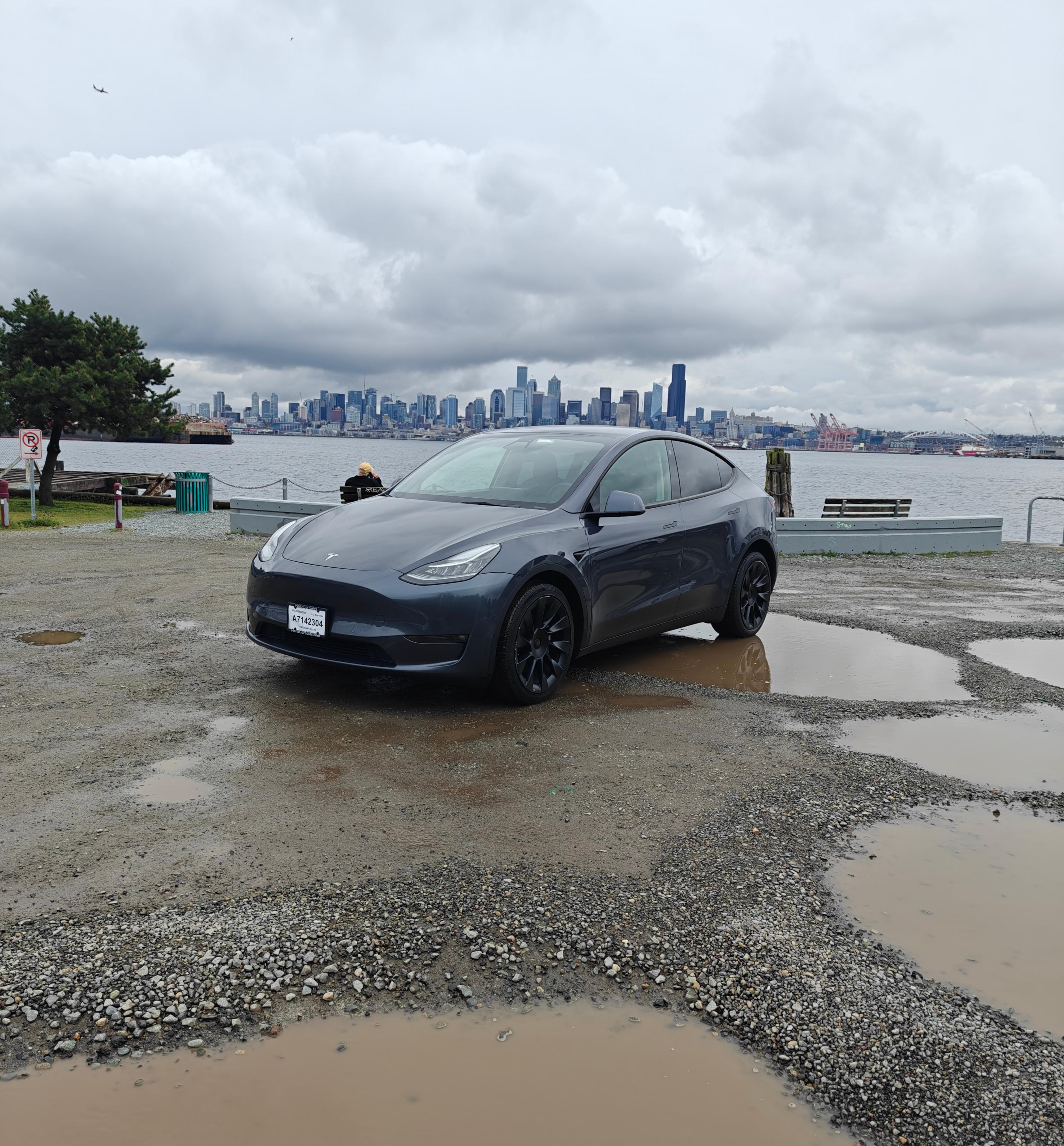 Tesla Model Y 2022 in Seattle, WA
