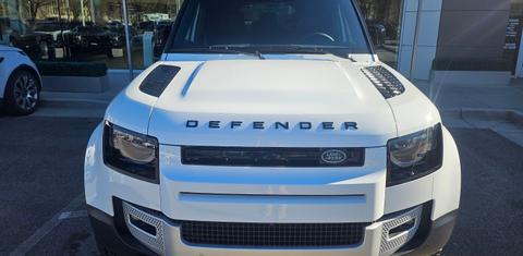 Land Rover Defender 2024