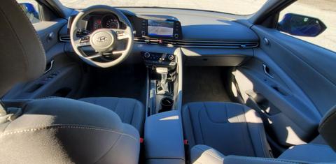 Hyundai Elantra 2023
