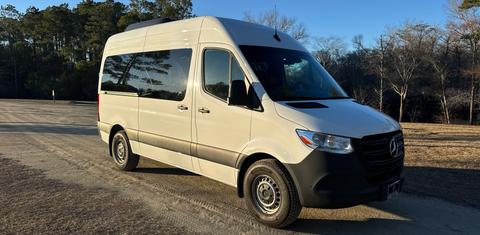 Mercedes-Benz Sprinter 2024