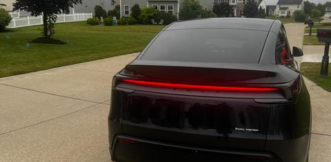 Tesla Model Y 2026