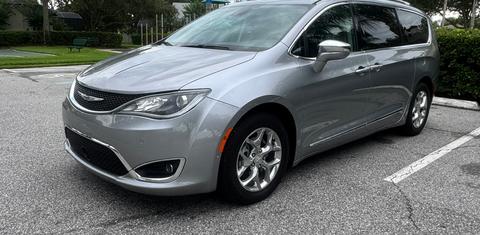 Chrysler Pacifica 2019
