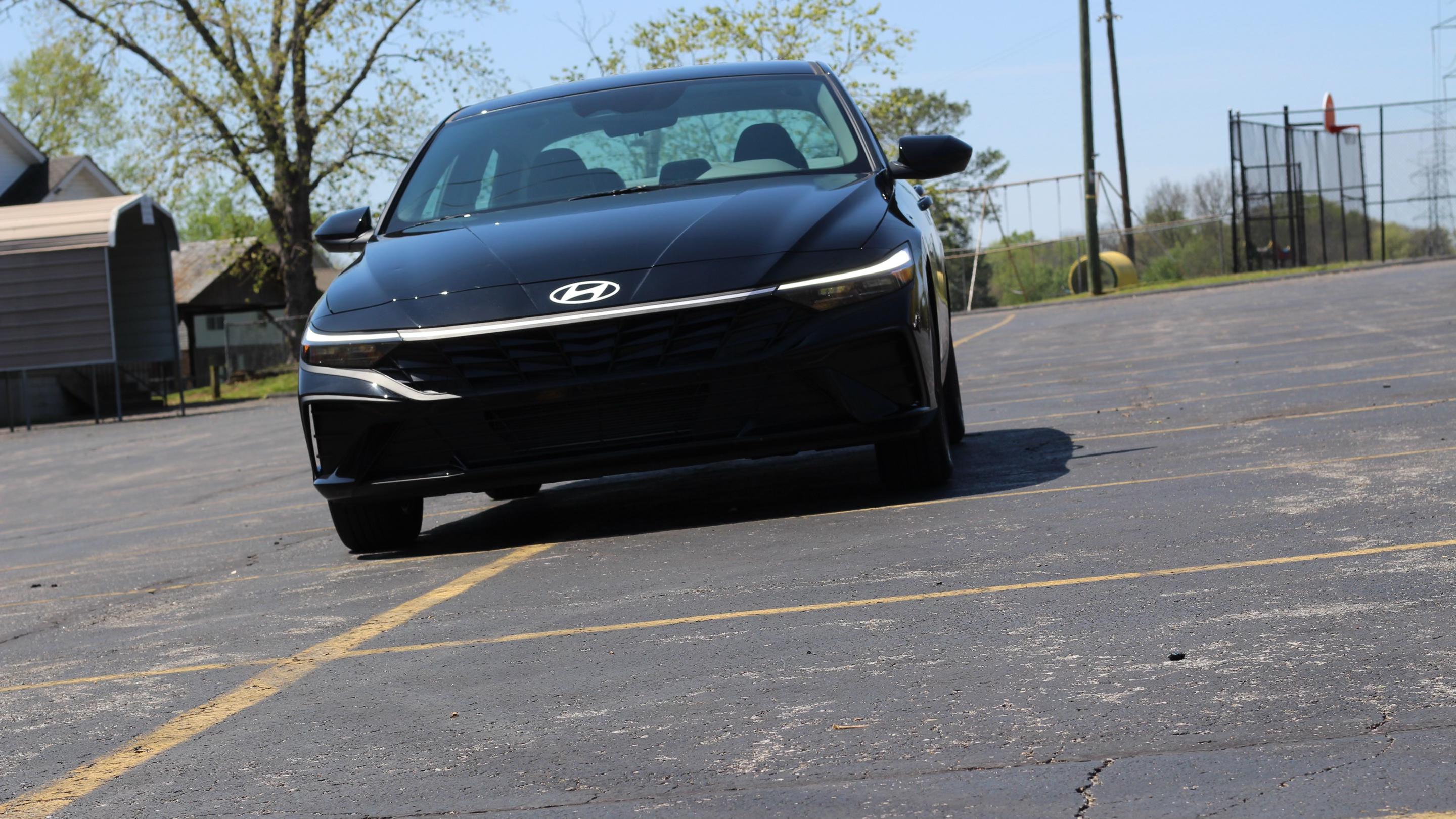 Hyundai Elantra 2025 in 