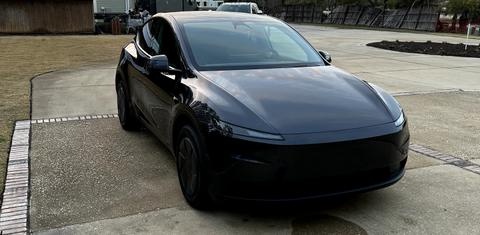 Tesla Model Y 2026