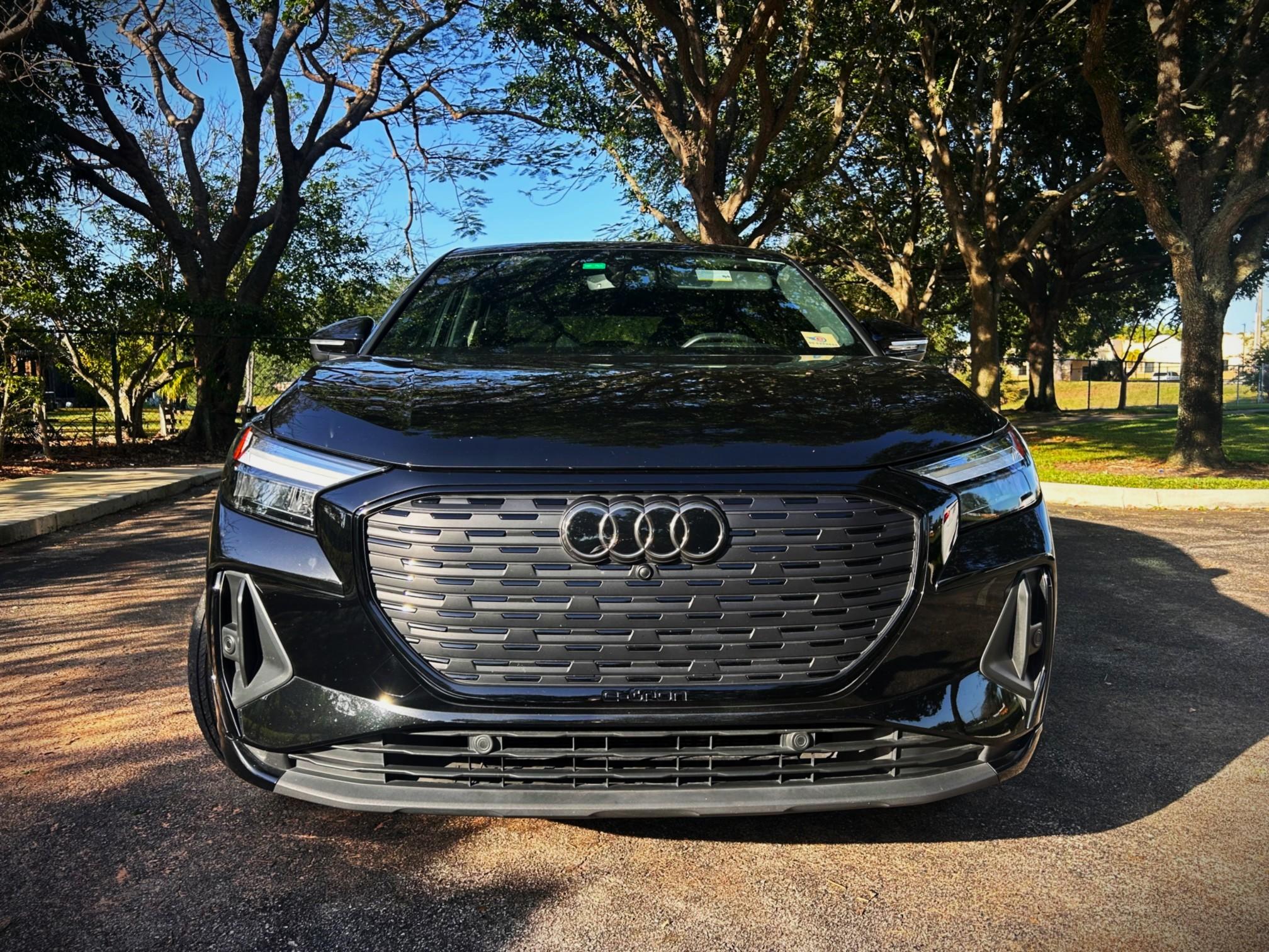 Audi Q4 e-tron 2024 in 