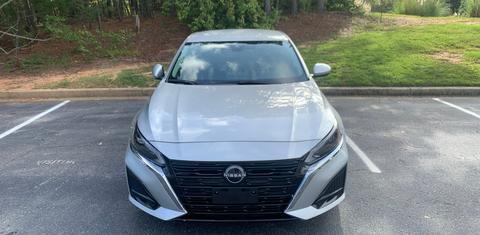 Nissan Altima 2023