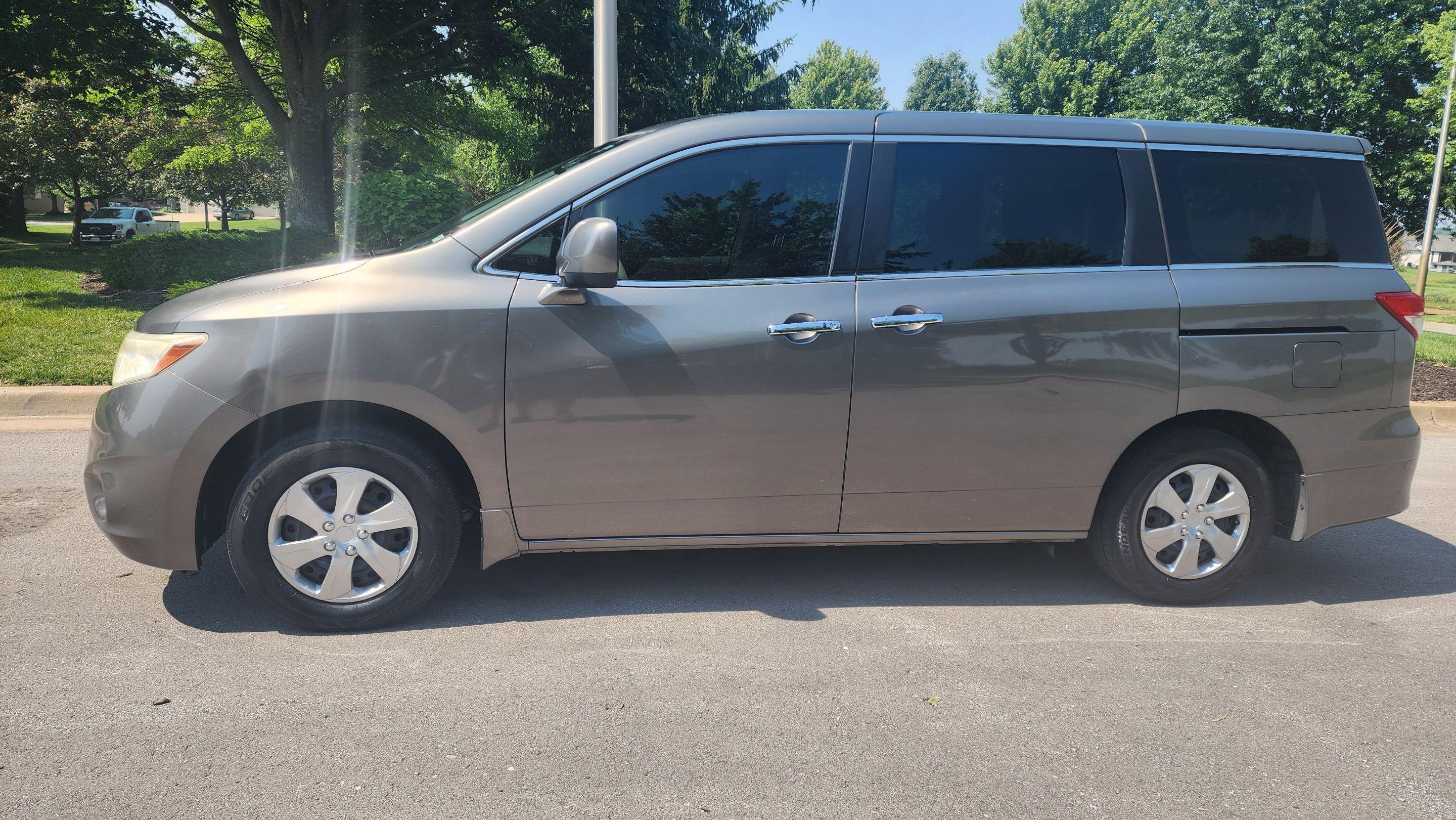 Nissan Quest 2014 in Kansas City, MO