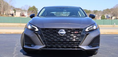 Nissan Altima 2023