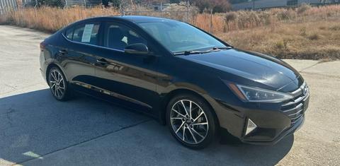 Hyundai Elantra 2019