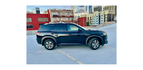 Nissan Pathfinder 2024