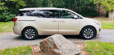 Kia Sedona 2015