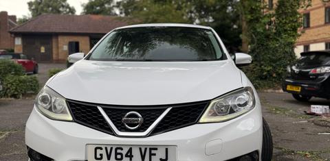 Nissan Pulsar 2015