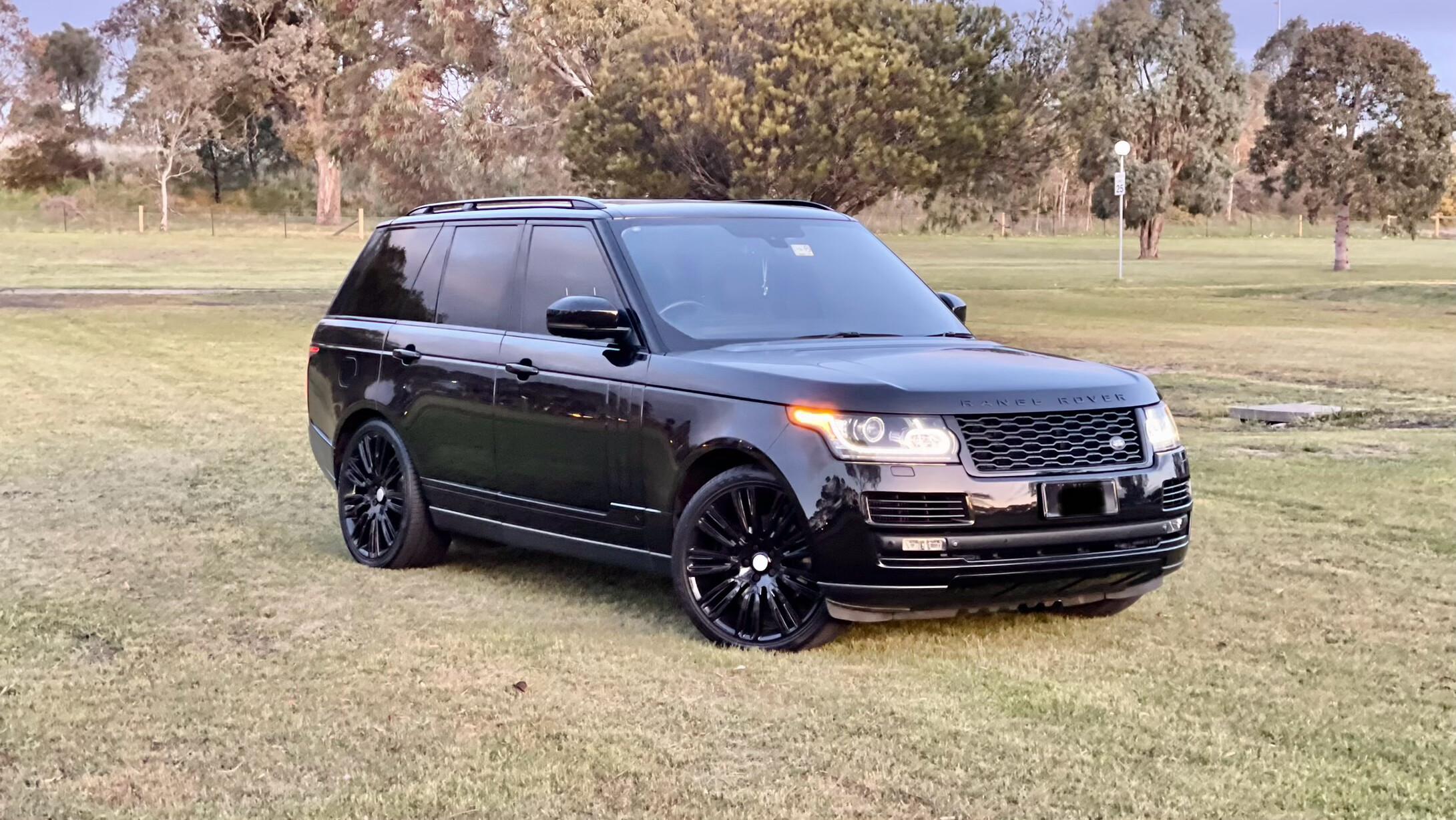 Land Rover RANGE ROVER 2015 in Wollert