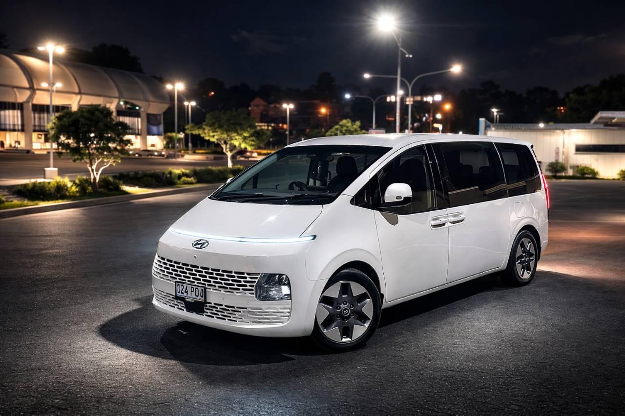 Hyundai STARIA 2022 in Spring Hill