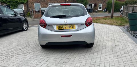 Peugeot 208 2017