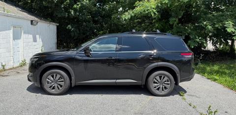 Nissan Pathfinder 2025
