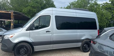 Mercedes-Benz Sprinter 2025