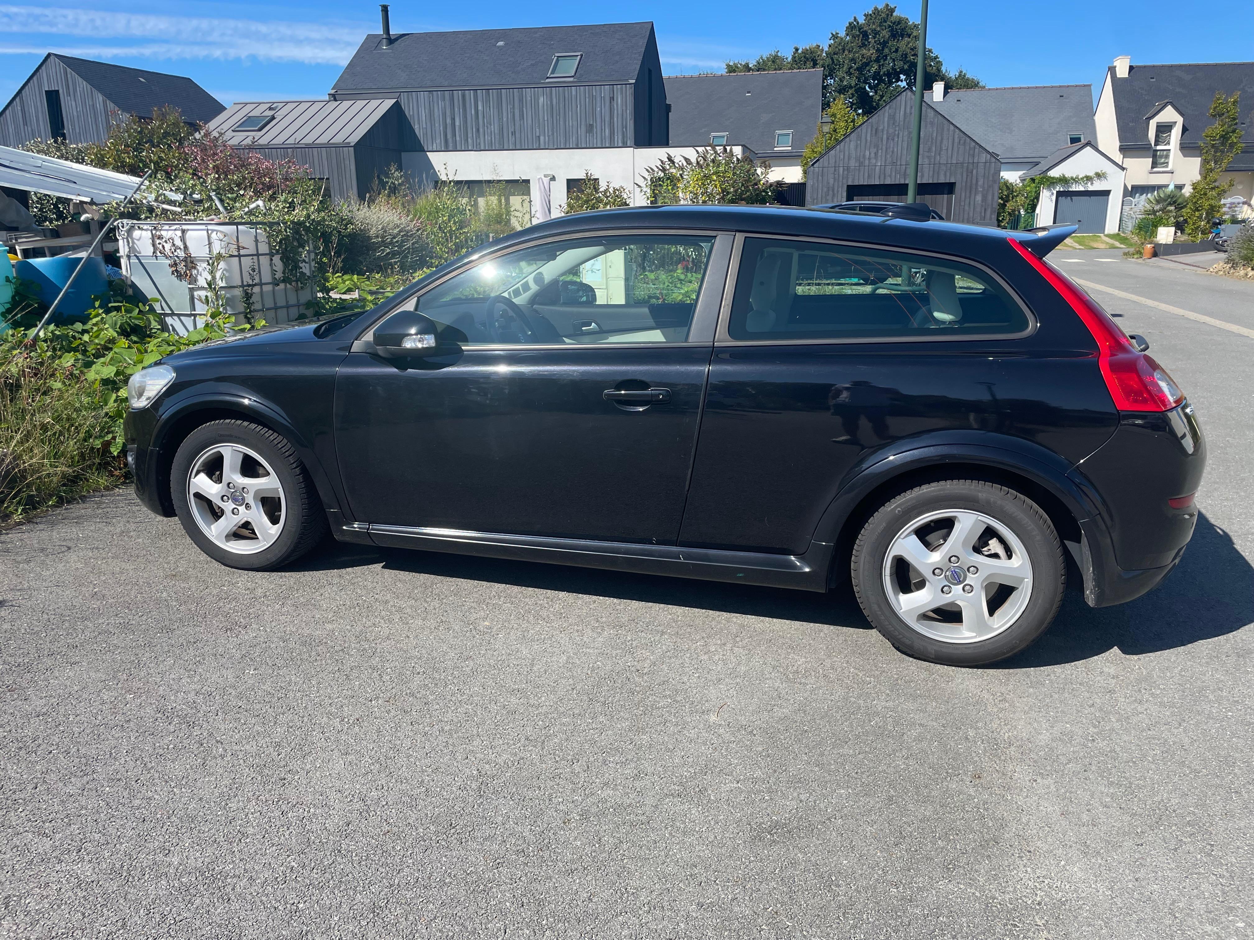 Volvo C30 2010 à Saint-Malo