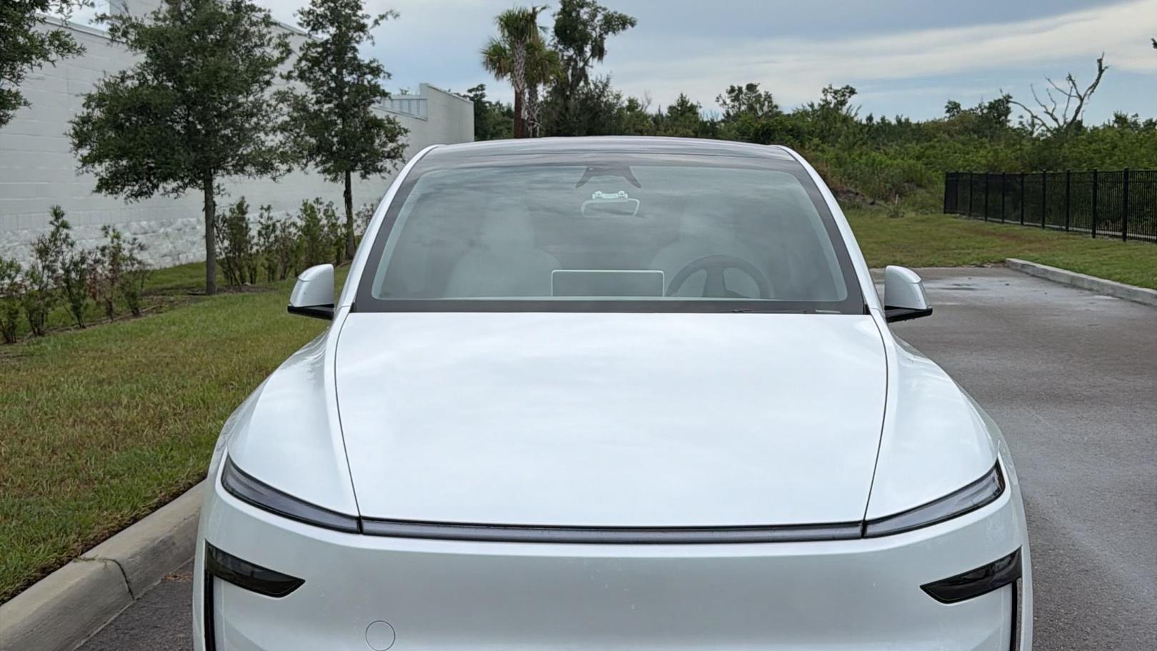 Tesla Model Y 2026 in Sarasota, FL