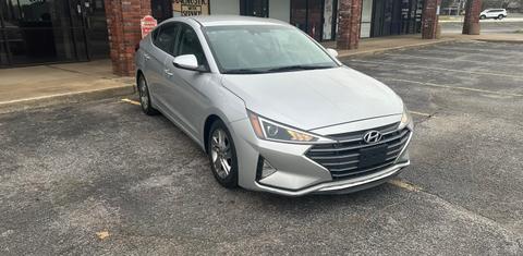 Hyundai Elantra 2020