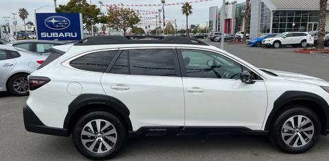 Subaru Outback 2023