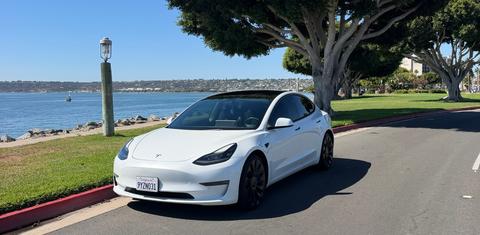 Tesla Model 3 2022