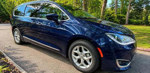 Chrysler Pacifica 2019