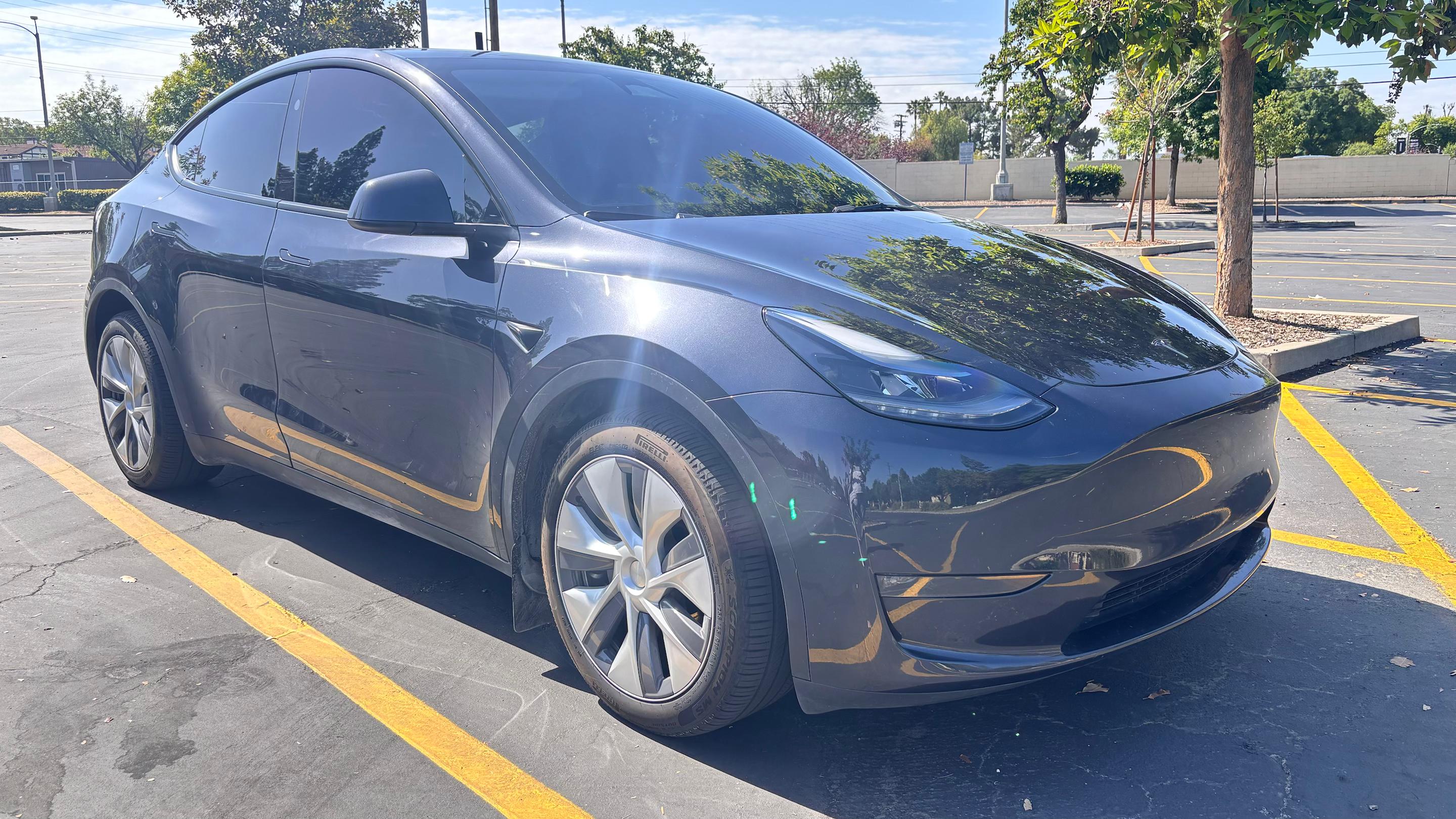 Tesla Model Y 2024 in Riverside, CA
