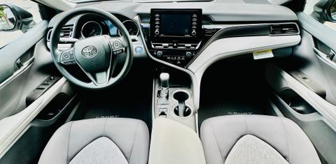 Toyota Camry Hybrid 2023