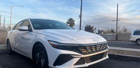 Hyundai Elantra 2024