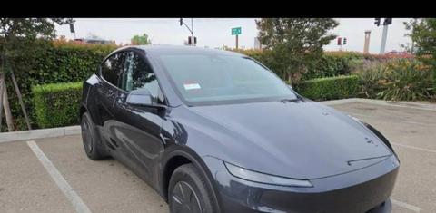 Tesla Model Y 2026