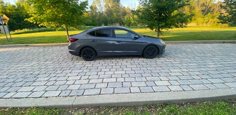 Hyundai Elantra 2019