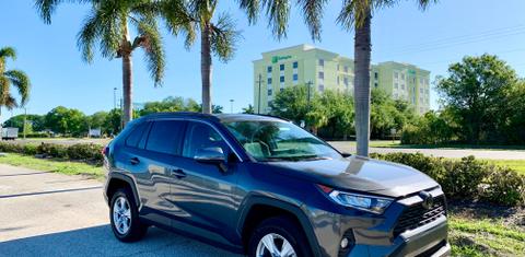 Toyota RAV4 2021