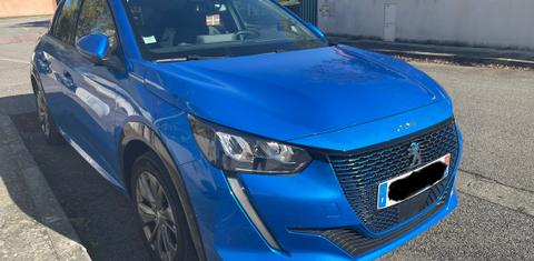Peugeot 208 BUSINESS 2021