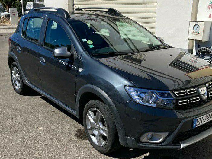 Dacia SANDERO 2017 à Lumio