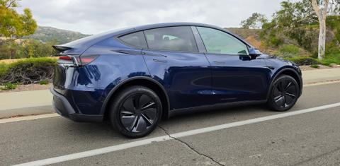 Tesla Model Y 2026