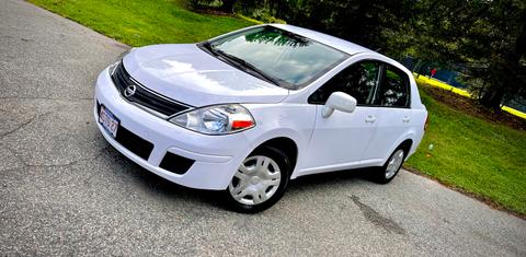 Nissan Versa 2011