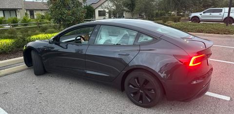 Tesla Model 3 2025