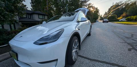 Tesla Model Y 2023