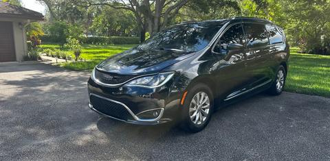 Chrysler Pacifica 2018